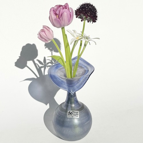 Glass vase