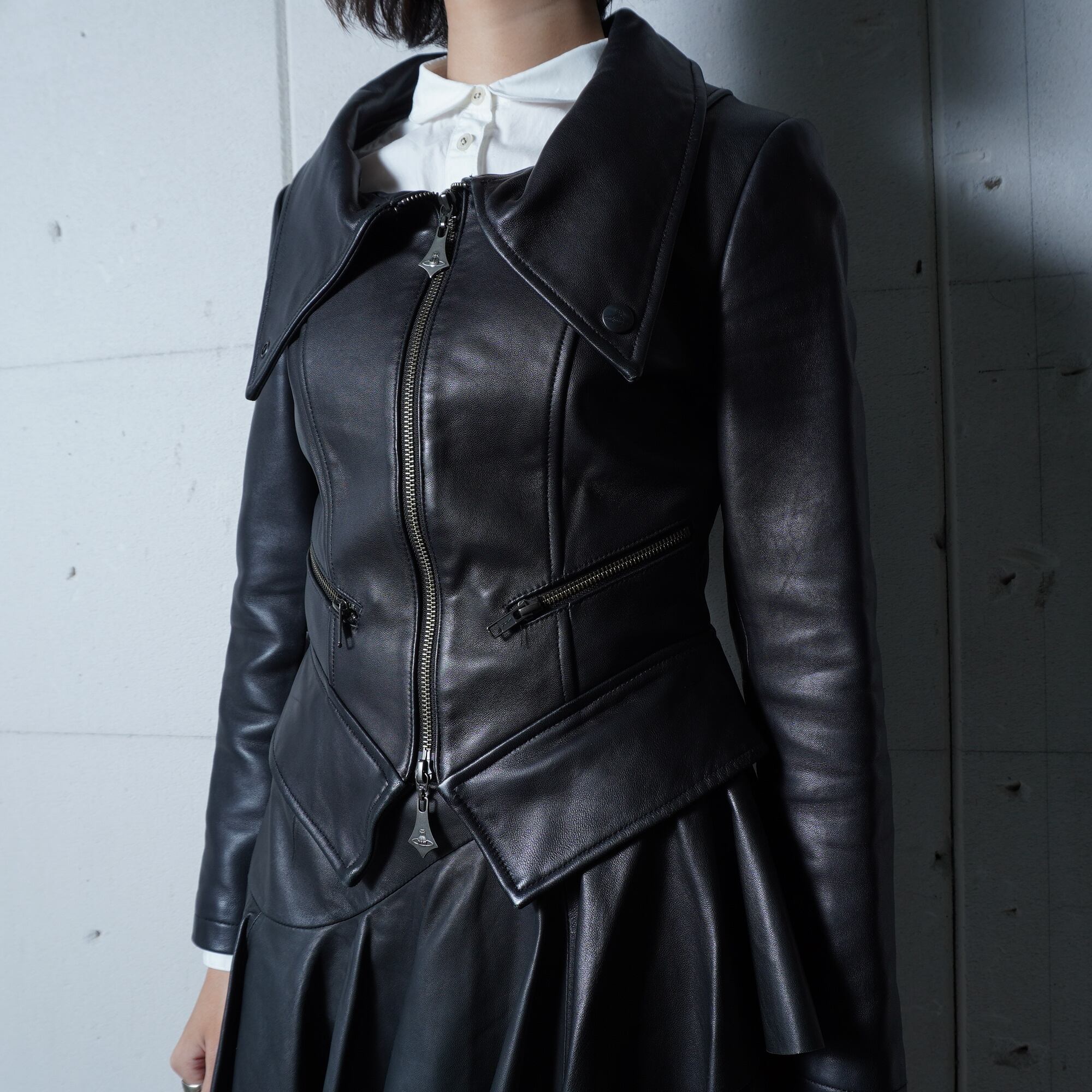 Vivienne Westwood】ヴィヴィアンウエストウッド オーブロゴジップ