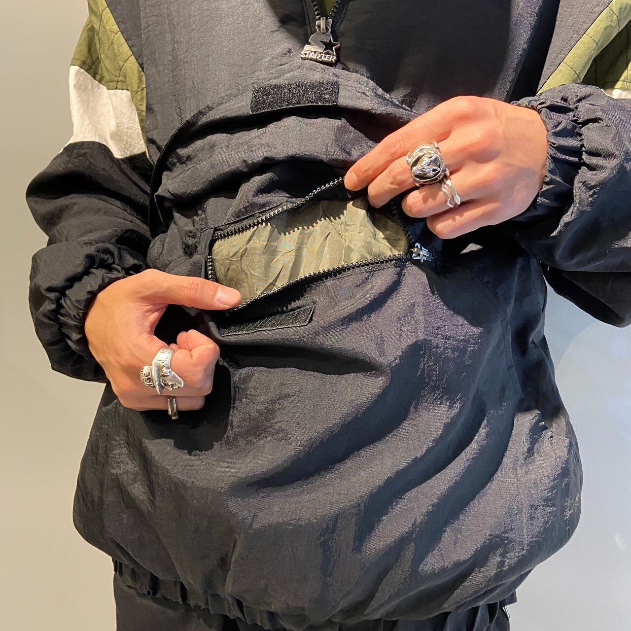 HUF × STARTER ハフ スターター プルオーバージャケット メンズS 古着 