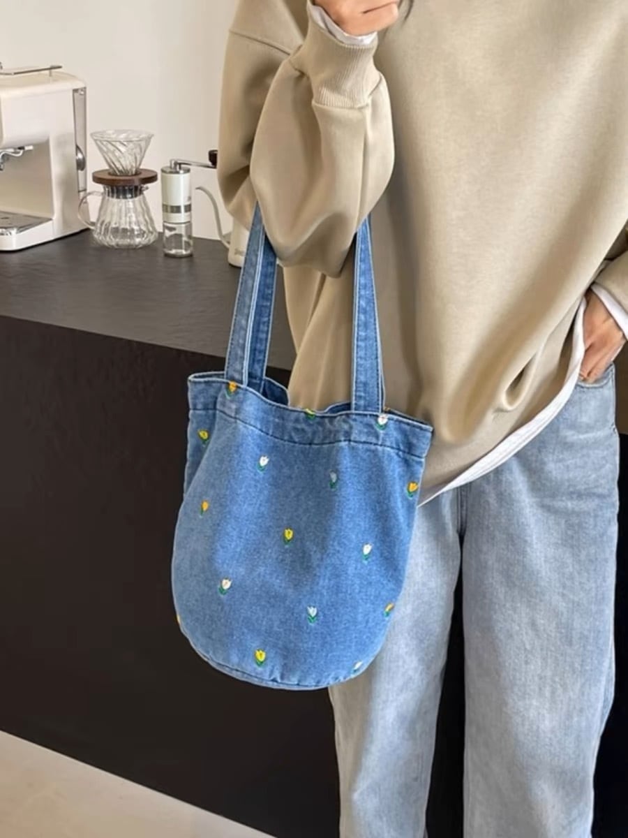 予約販売】フラワー刺繍デニムトートバッグ | KISHIKA 予約販売】フラワー刺繍デニムトートバッグ | KISHIKA
