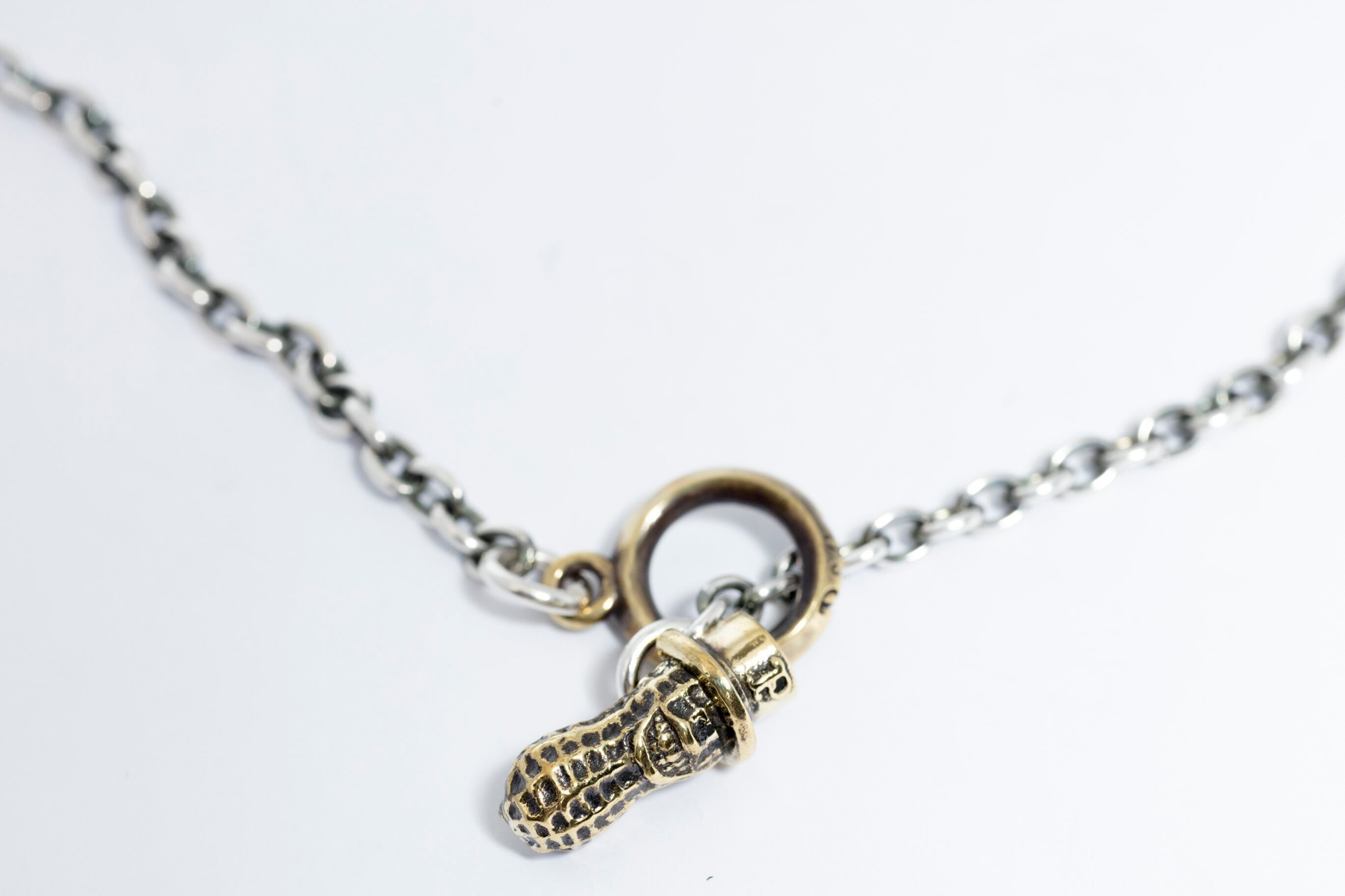 ネックレス PEANUTS CHAIN 2 SIVER X BRASS PEANUTS CHAIN 2 SIVER X BRASS (ROUND OR SQUARE) | Peanuts&Co