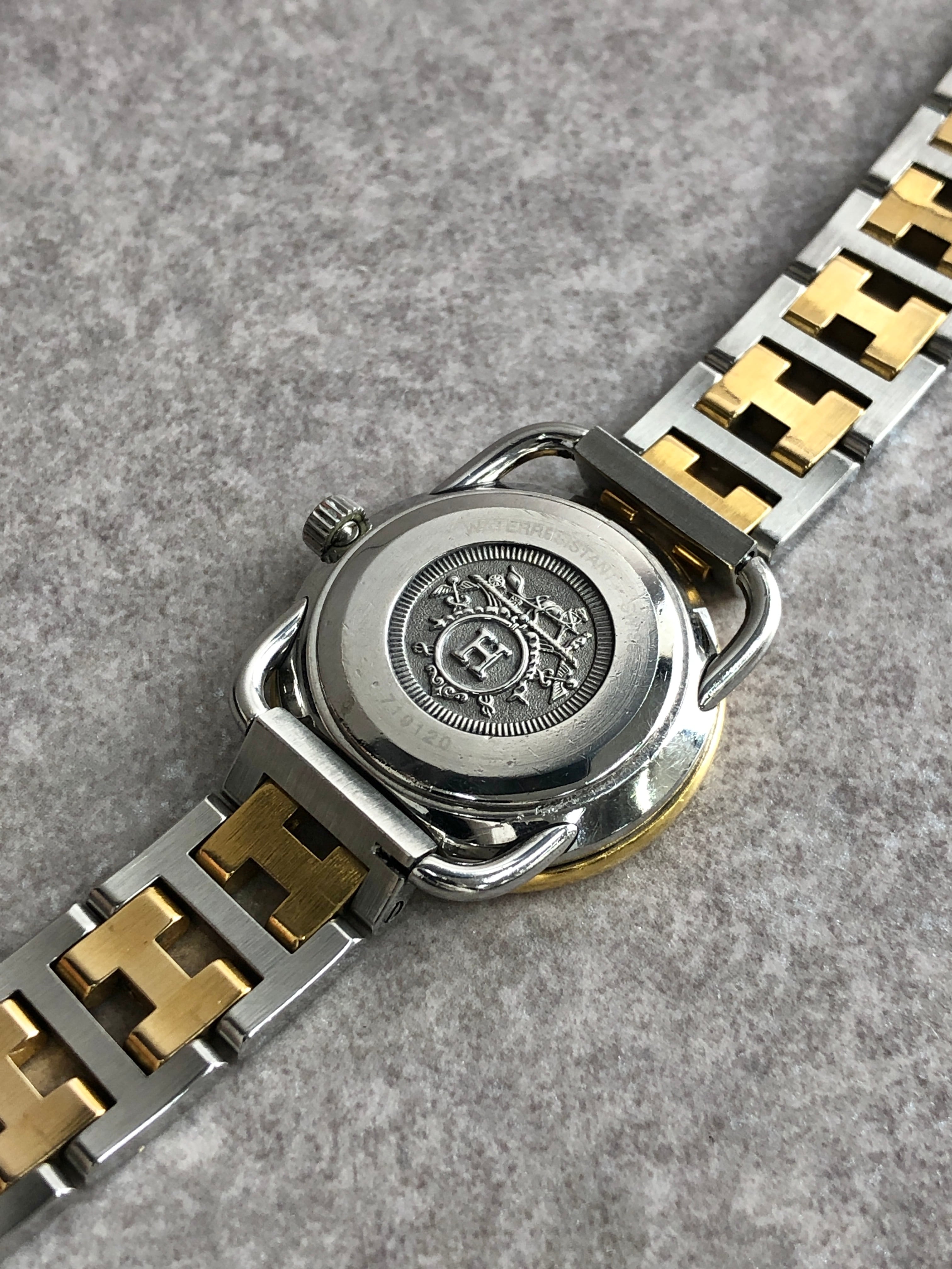 HERMES エルメス アルソー 腕時計 ゴールド シルバー ステンレス