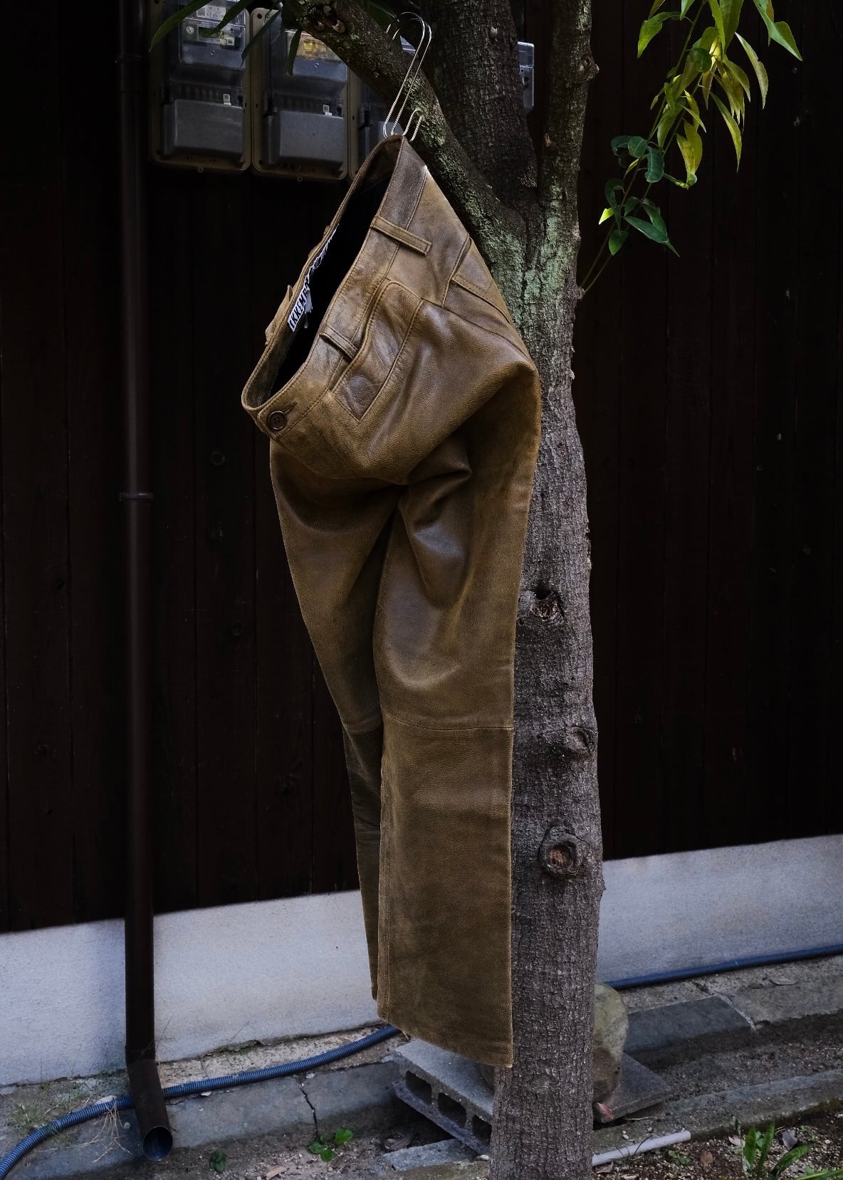 Dirk bikkembergs khaki leather trousers   ARIEN Japon／CETTEN Osaka