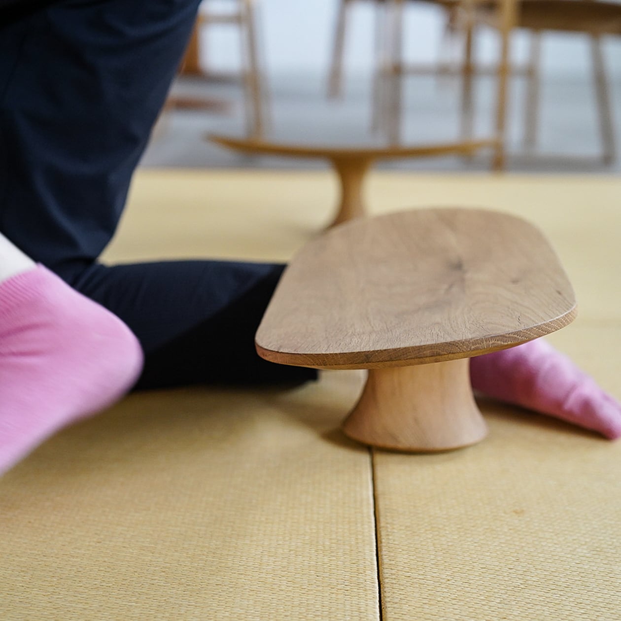 足が痺れない正座椅子 SUWARI 【送料無料】 | くらしと家具 HOLM230