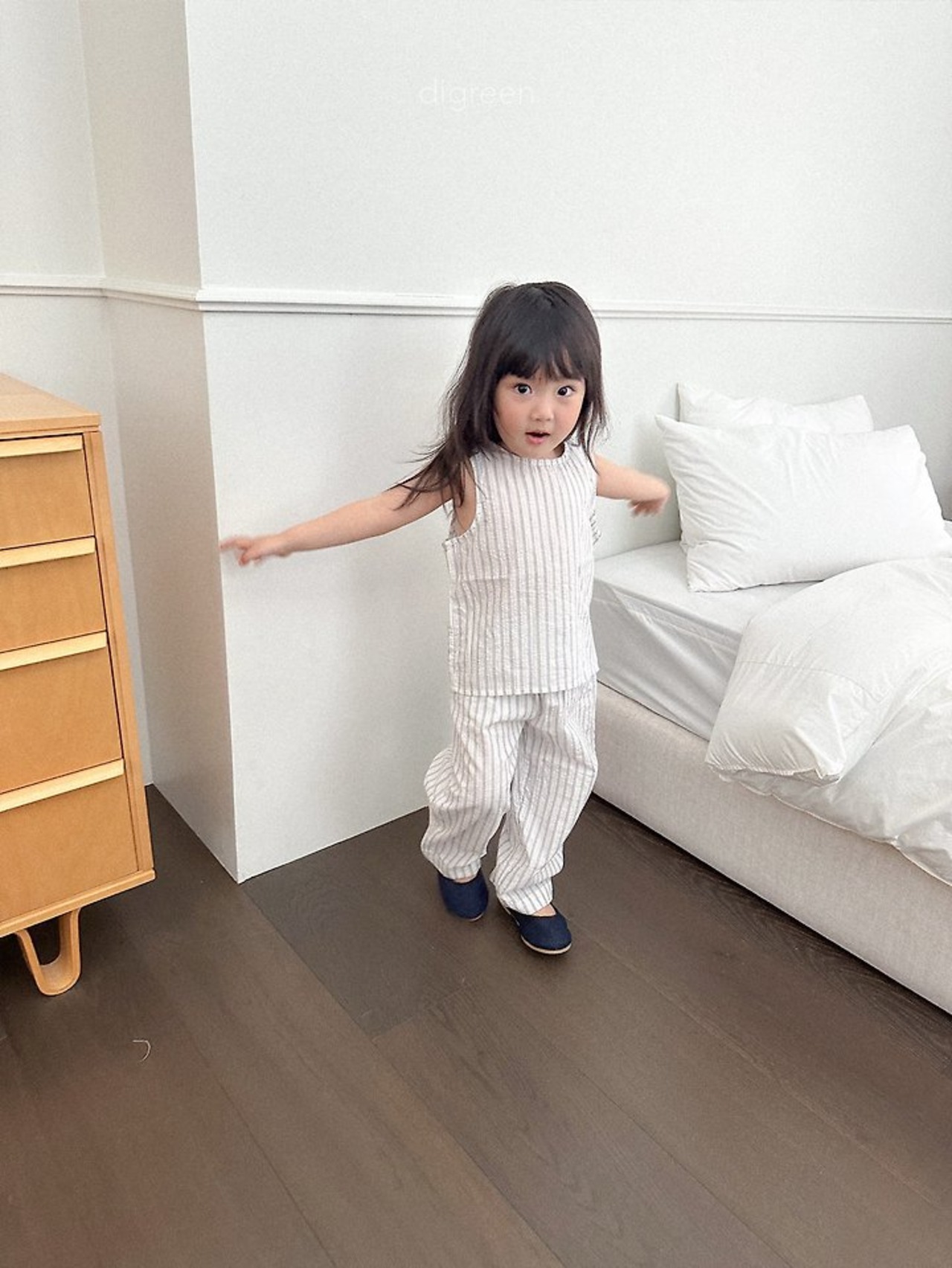 [DIGREEN] Classic Vest / [디그린] 클래식베스트