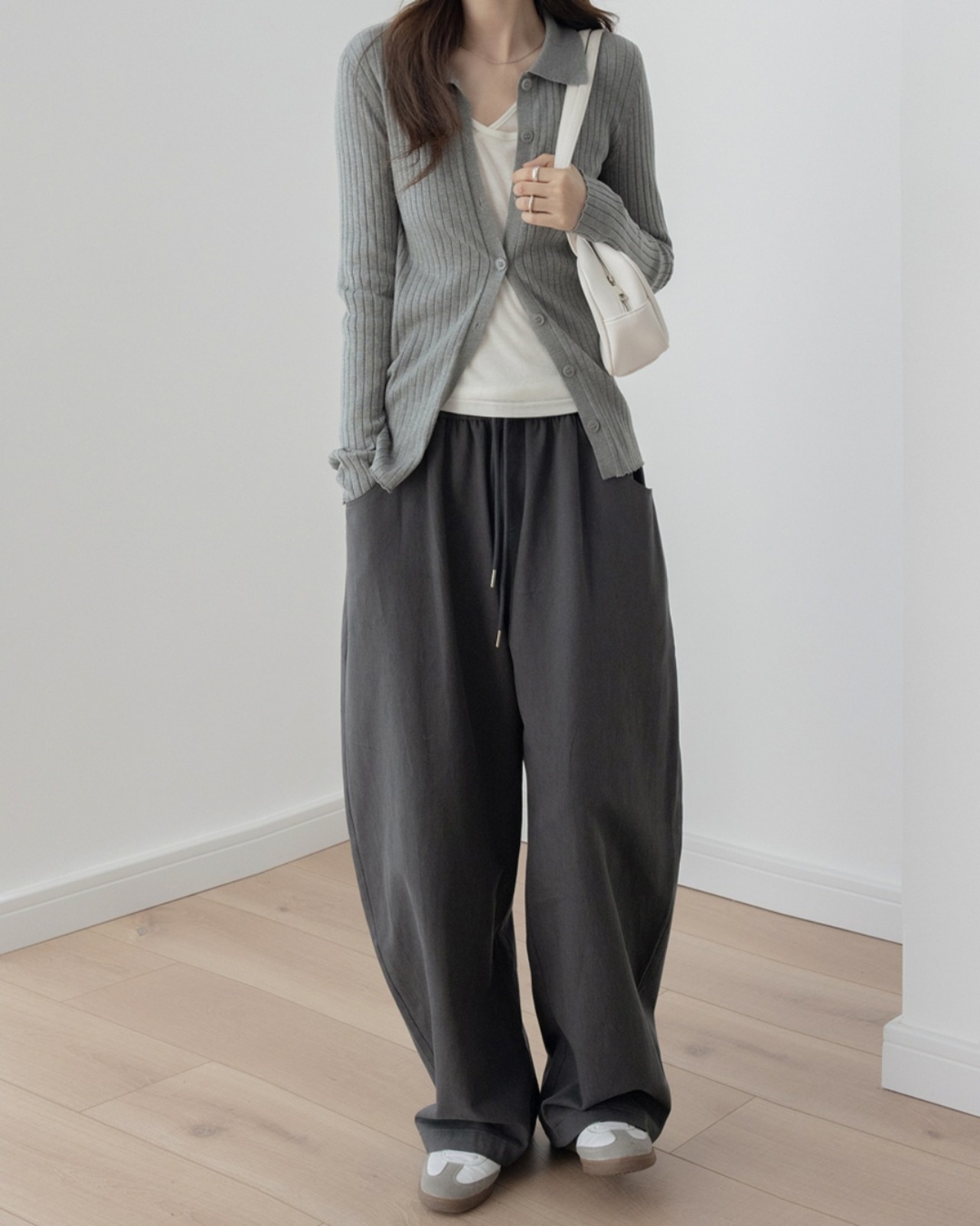 Slim stretch long sleeve Cardigan　T20067