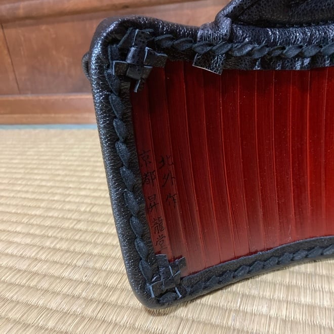京都昇龍堂製胴台使用 竹胴60本 黒乾漆 国産クロザン胸 胴単品 京都昇龍堂製胴台使用 竹胴60本 黒乾漆 国産クロザン胸 胴単品