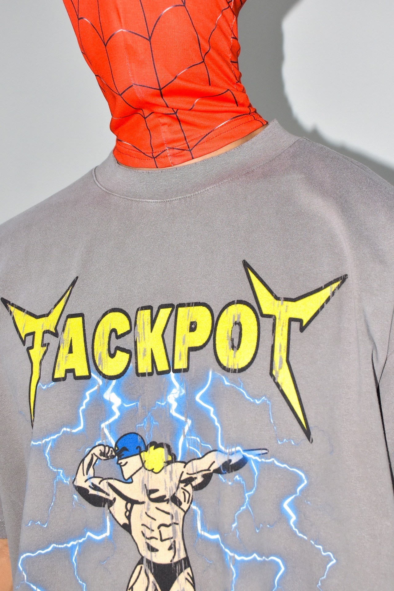 ヴィンテージグラフィックTシャツ　グレー2