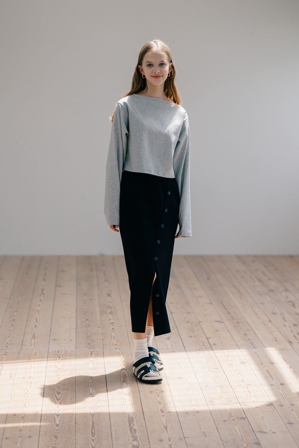 pois_jp ボタンラインスカート ブラック Sサイズ button line skirt【在庫調整】3〜6日営業日 | pois