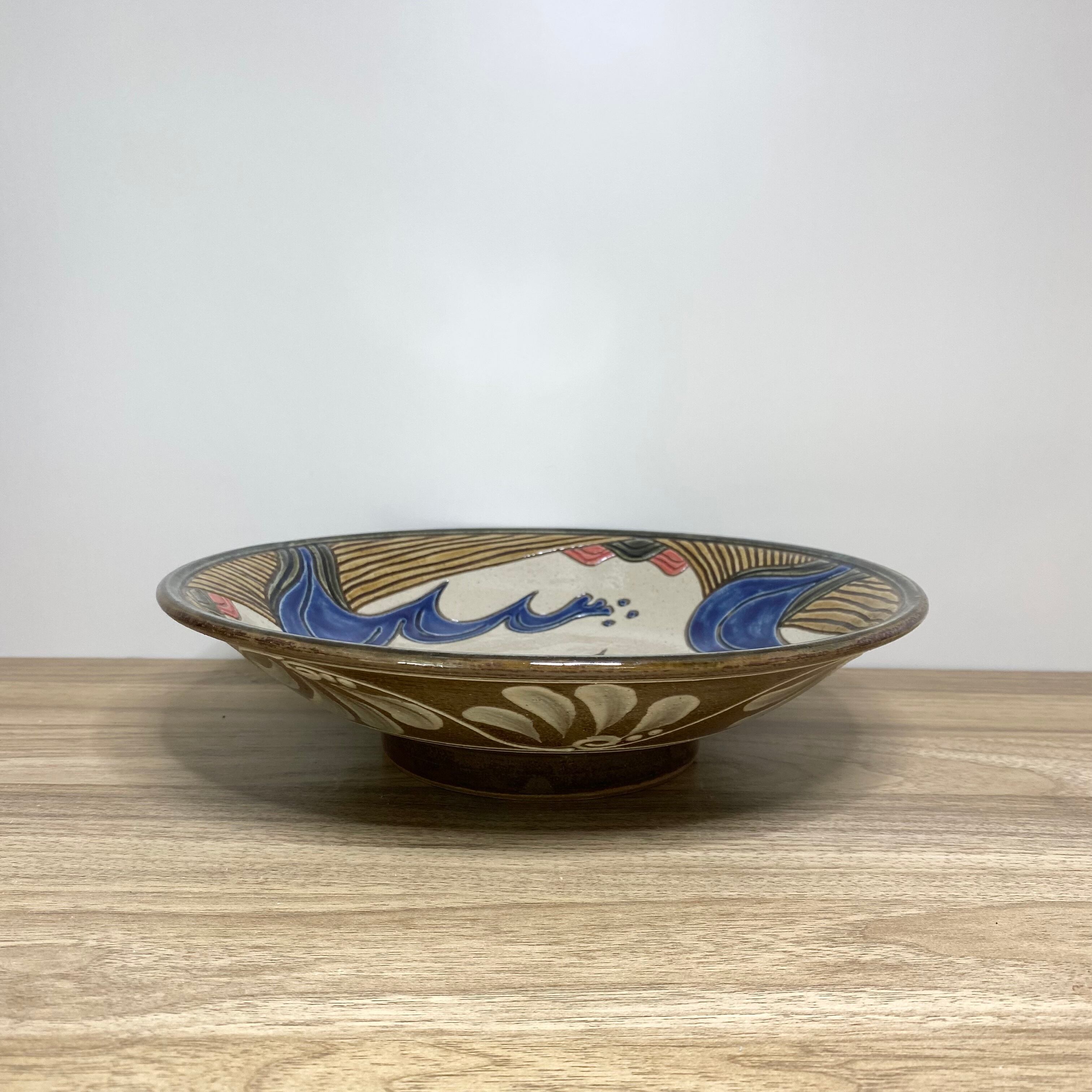 8寸皿一枚焼き 波／クジラ | 陶芸工房ふじ