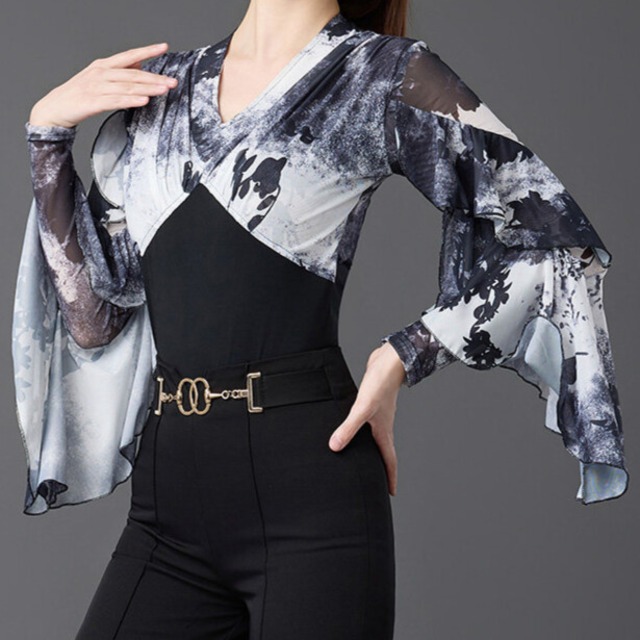 Vネック フレアスリーブ フリル  トップス （レオタードタイプ）　 ds1471