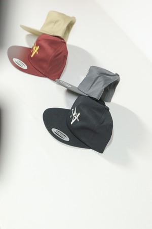 "RX"Signature 5-Panel Snapback [CHARCOAL]