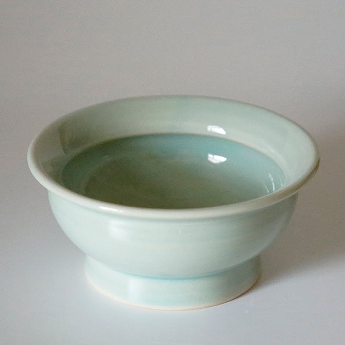 やさしい器シリーズ K-11 リムボウル（ペールブルー） | いにま陶房