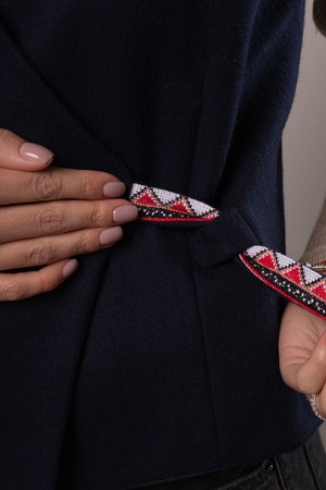 ウクライナ刺繍ヴィシヴァンカベスト　クロスステッチ手刺繍　ブラウス　ウール　レディース・フリーサイズ