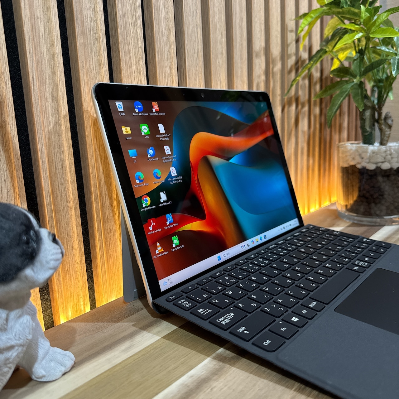 \ 公式ショップ限定価格❣️/ 2in1モデル《人気シリーズ》Surface Go3 プラチナ タッチパネル式 メモリ4GB eMM64GB ノートパソコン 安心サポート＆3ヶ月保証付き