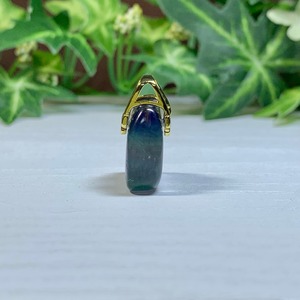 2.天然石とお出かけ☆フローライトカバン・バック