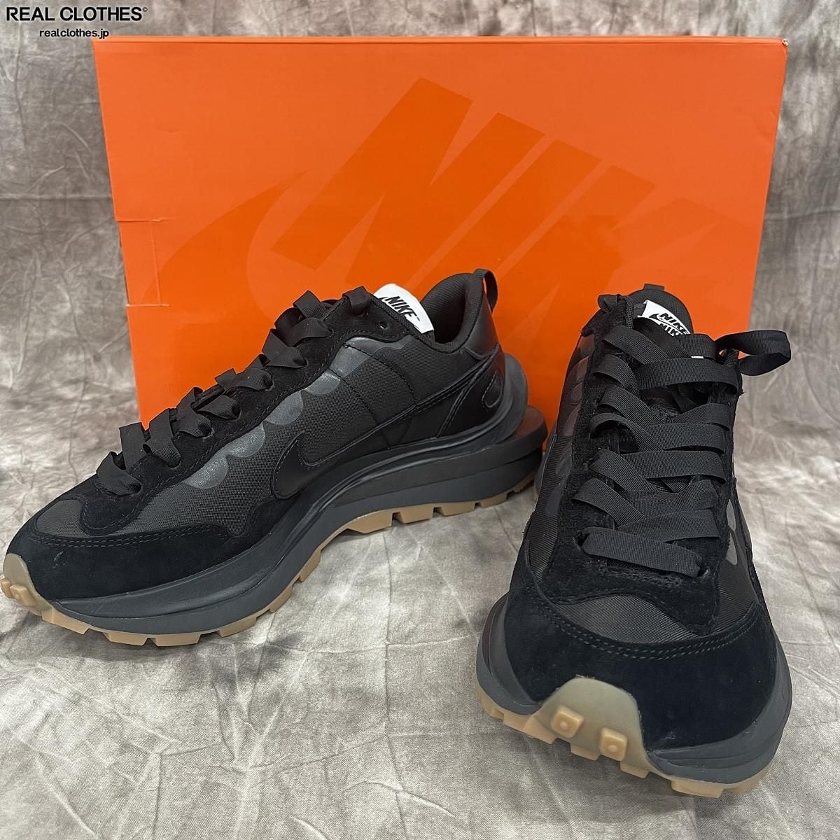 NIKE sacai VaporWaffle "Black Gum"