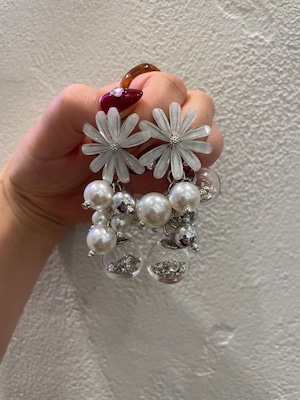 silver flower charm [pierce]