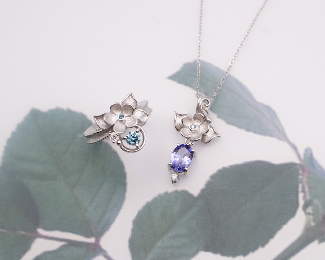 《Pt900》Petit Fleur_タンザナイト0.95ct _378