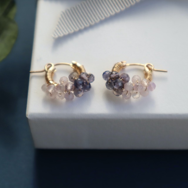 ［ピアス］petit berries hoops/14kgf アイオライト×スコロライト