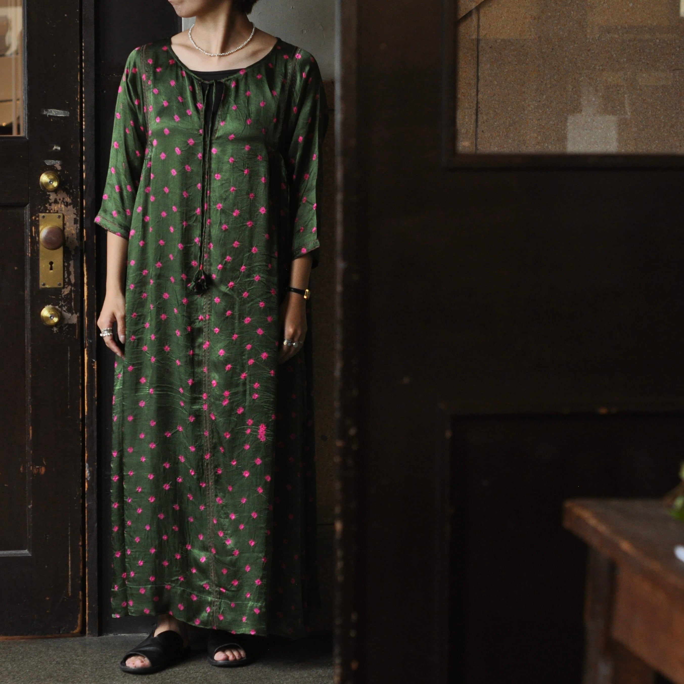 ARTISAV SHAKTI DRESS -dyed green- / India