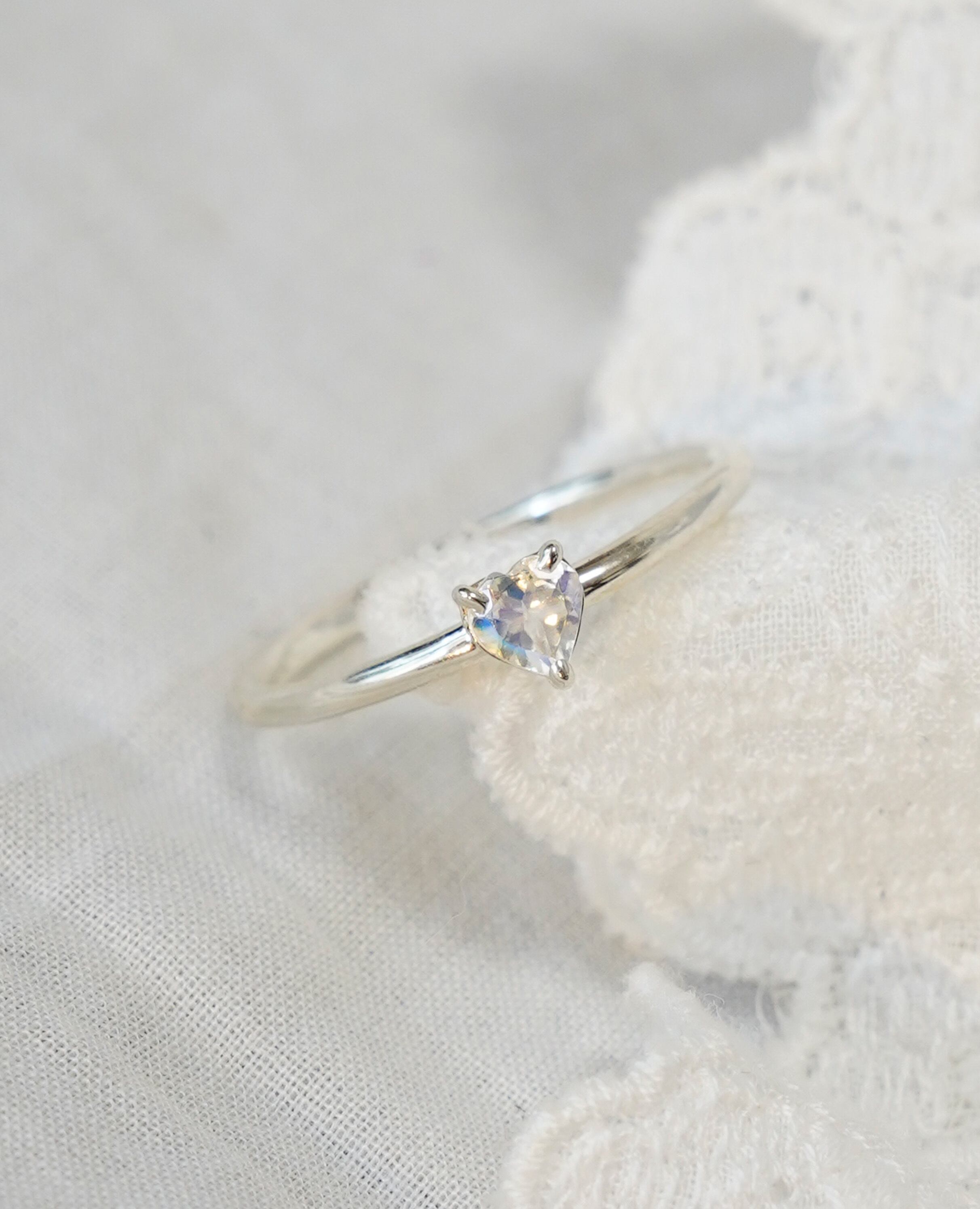 SV）Heart ring Bluemoonstone | Thalatta