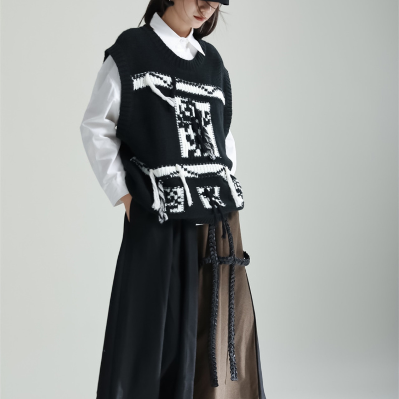 Subtle design slimming knit(ME070)