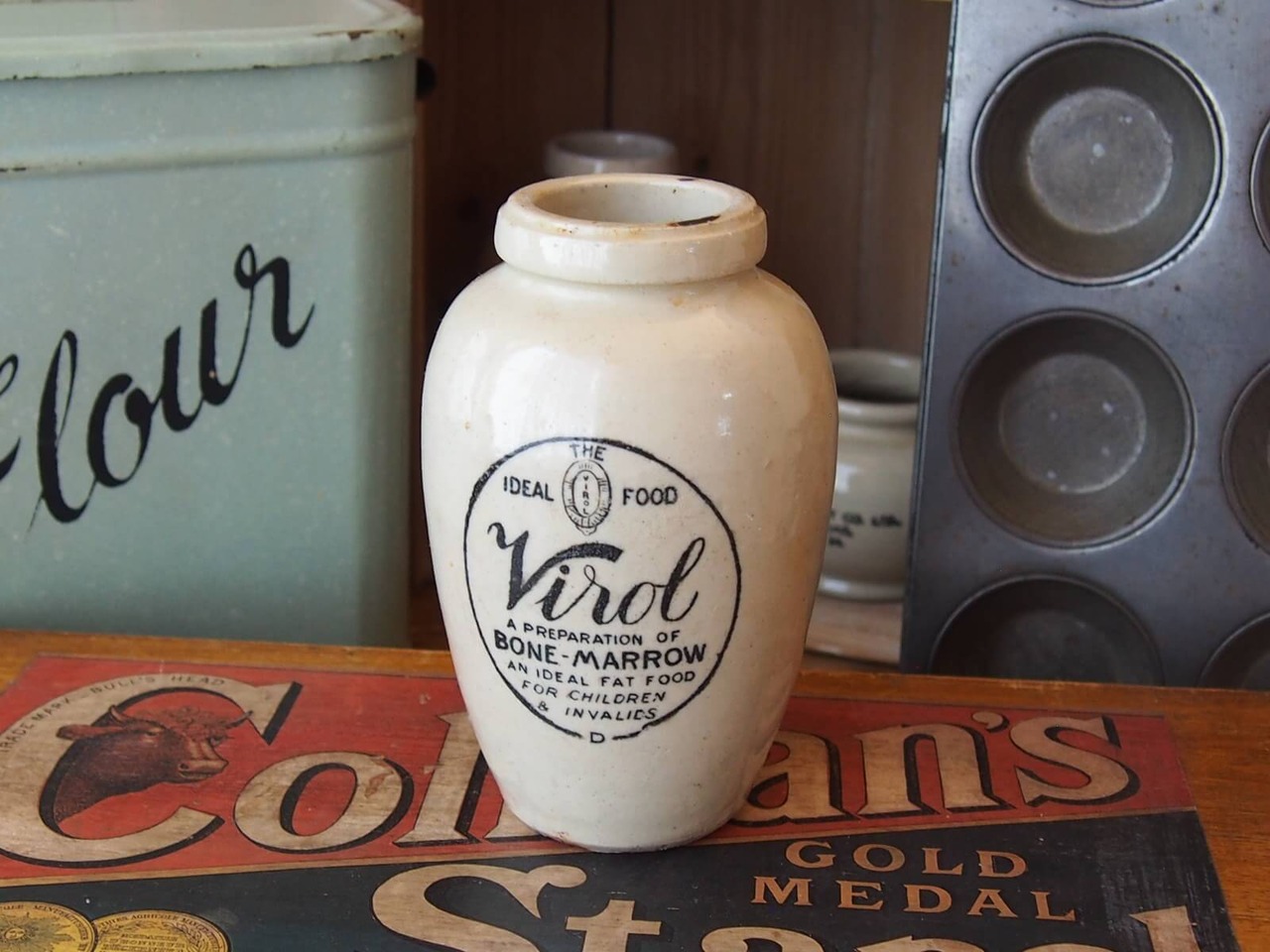 イギリスアンティーク　VIROL POT(ヴィロール)　陶製ポット