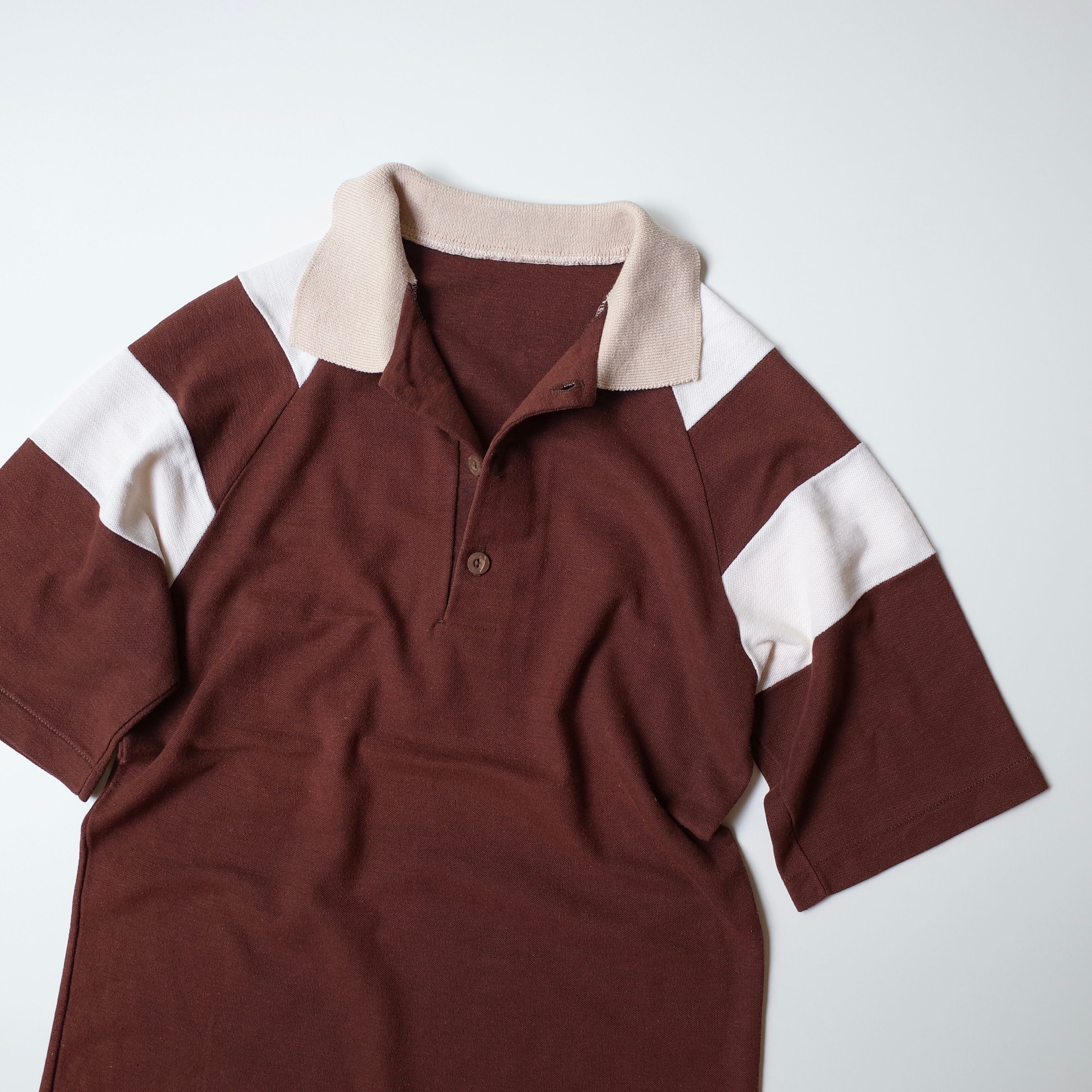 Raglan sleeve polo shirt