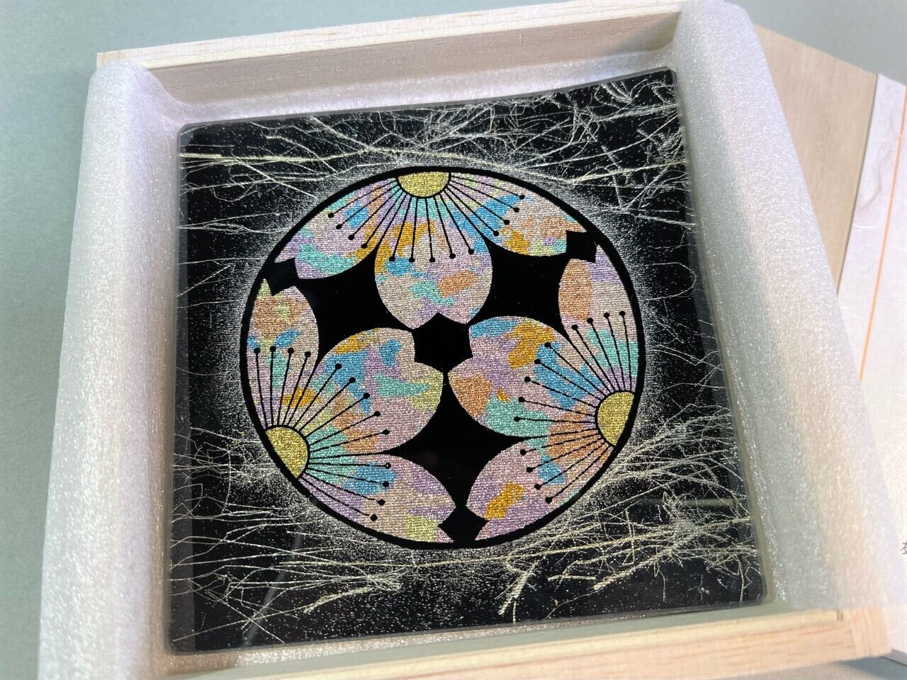 金彩友禅ガラスの器 桜家紋コースター | 金彩工芸 山田