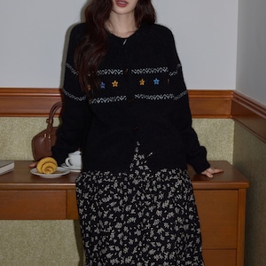 floral motif knit top