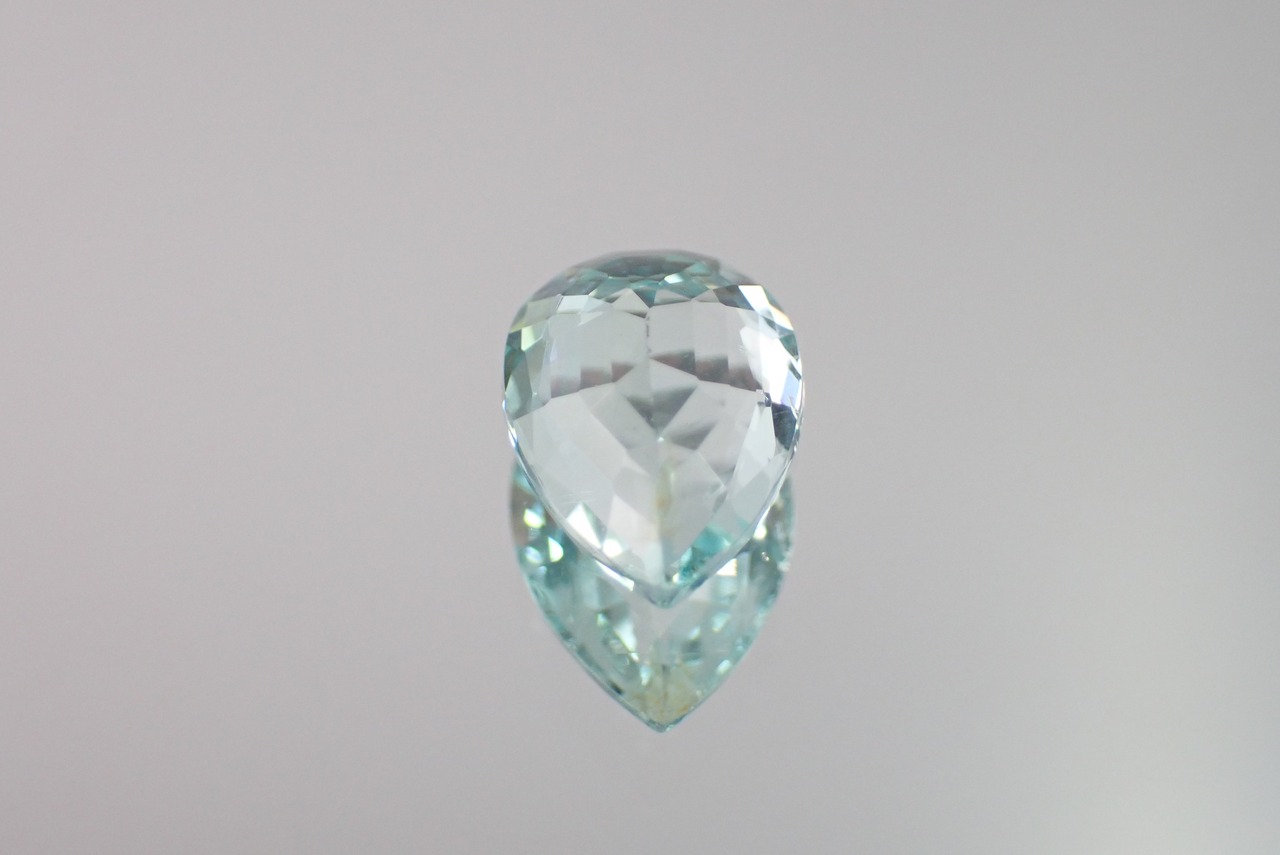 グリーンアクアマリン　1.54ct　[C11-595]