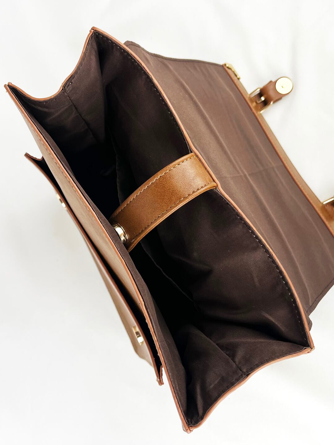 希少♡限定品♡美品♡SOMES SADDLE×HT LABEL ビジネスバッグ ソメスサドルと坪内 浩のバッグコレクションが伊勢丹メンズ館に集結