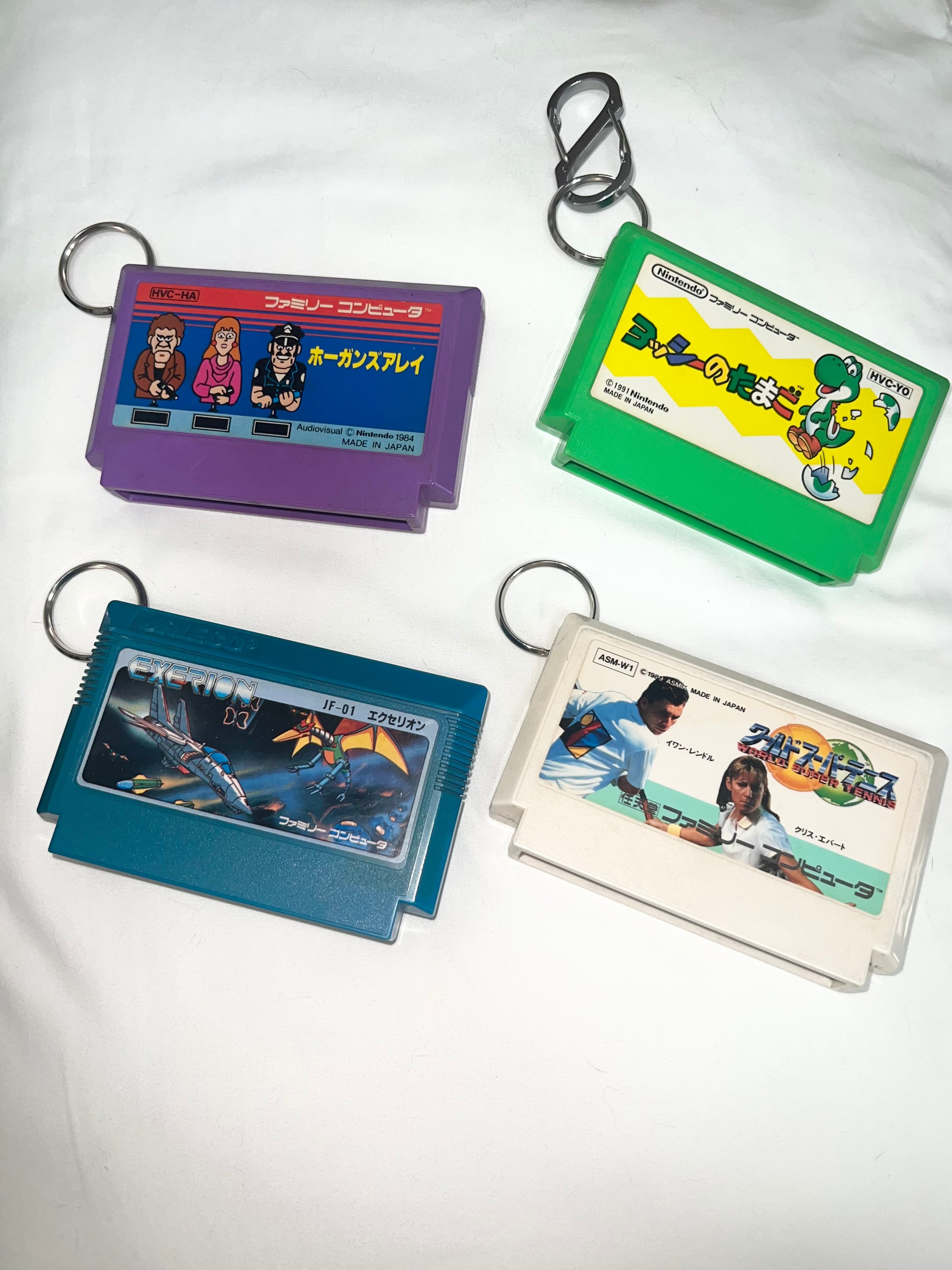 ファミコンカセットキーホルダー | ta-ta closet