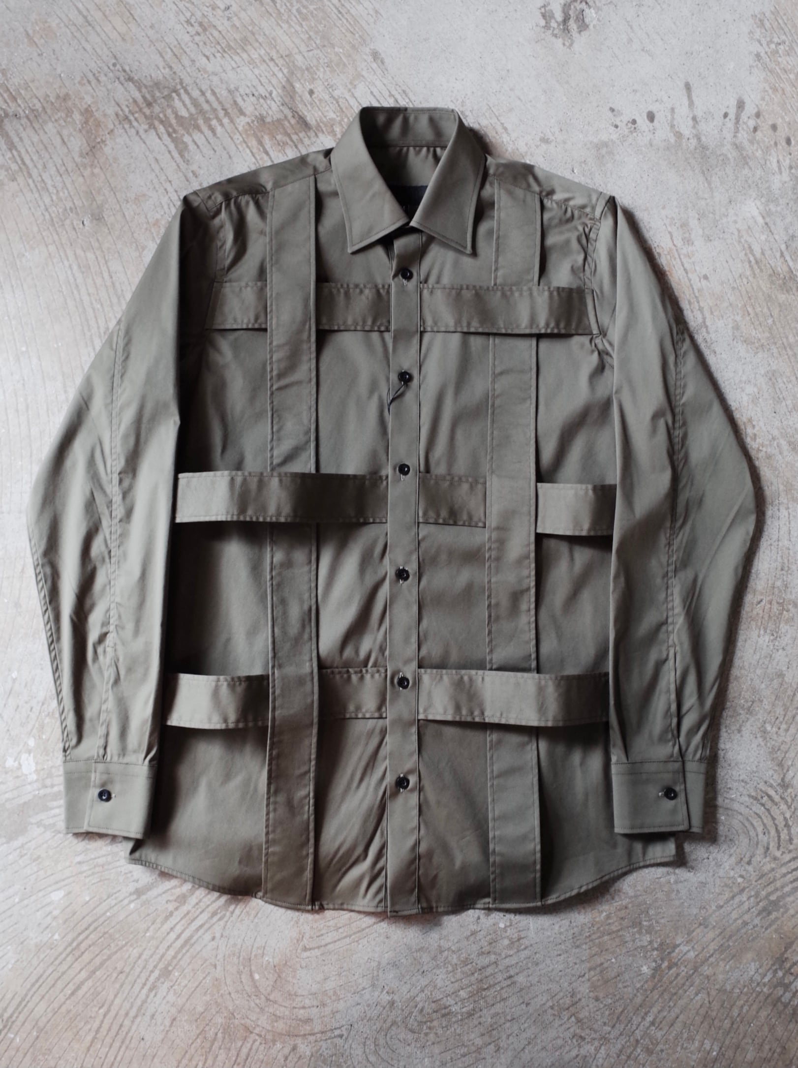 【SHOOP】STRAPPED SHIRT | THE OUR powered by BASE