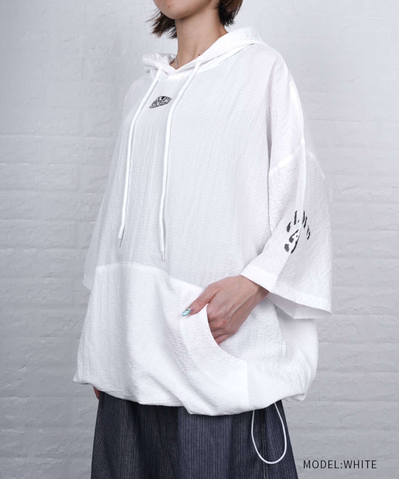 【直営限定ITEM】ソフトシアサッカーフーディー (WHITE) CQ-49002H