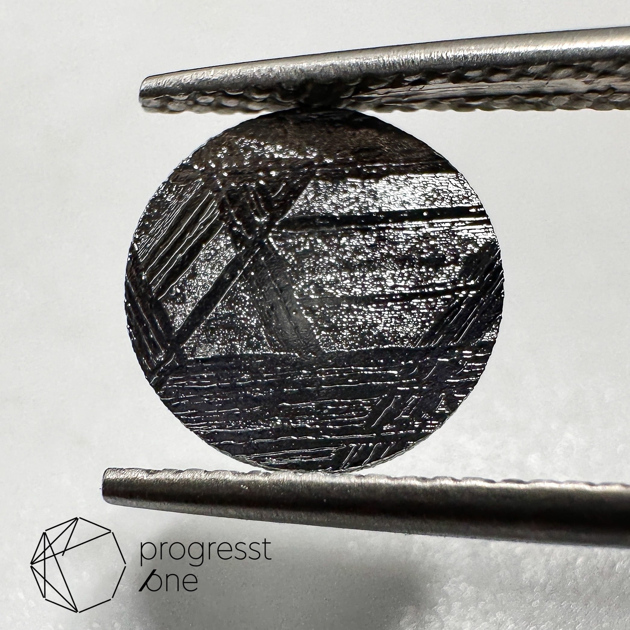 ムオニナルスタ隕石1.85ct | progresstone ムオニナルスタ隕石1.85ct | progresstone