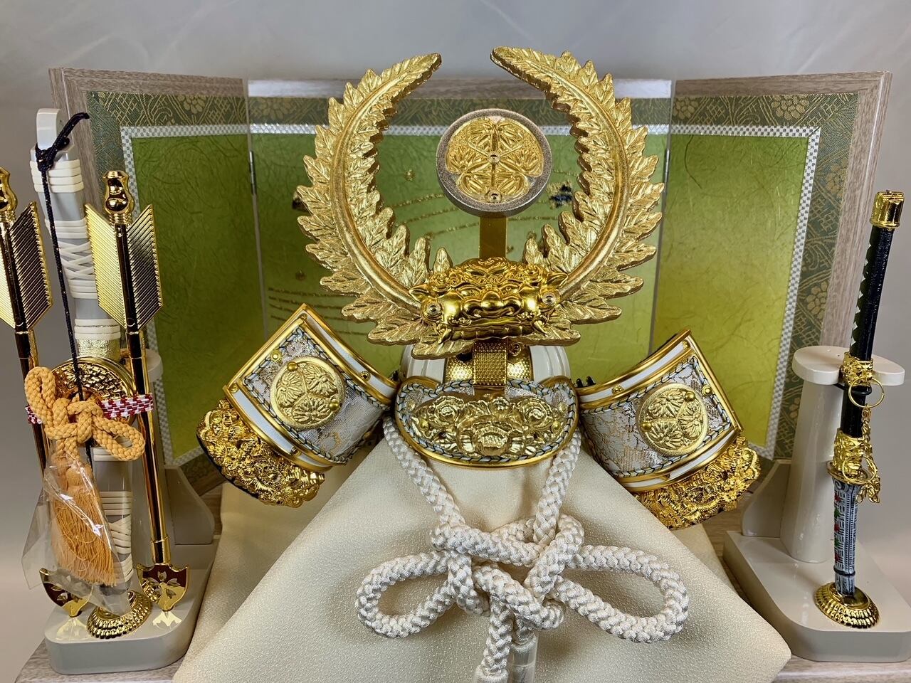 白木収納セット 三曲屏風(緑) F830 飾り台＆屏風のみ 五月人形 兜飾り