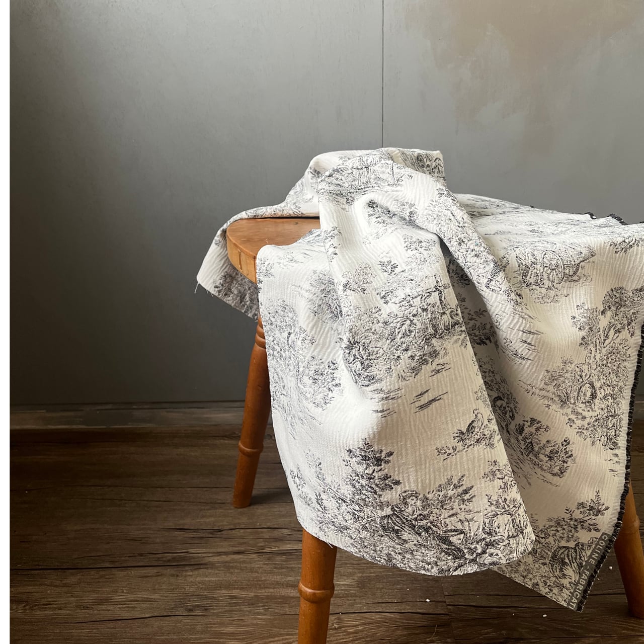 ✴︎再再入荷✴︎ Fabric生地 トワルドジュイ（Toile de Jouy)／1
