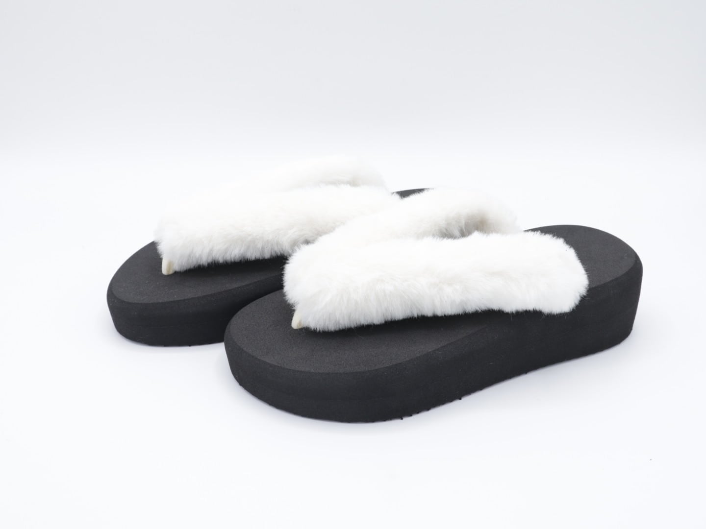 ポンダル ふわり〜《ホワイト》