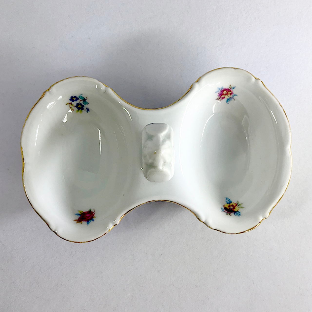 陶器の薬味入れ　 調味料入れ　チェコ製 12TWbk24