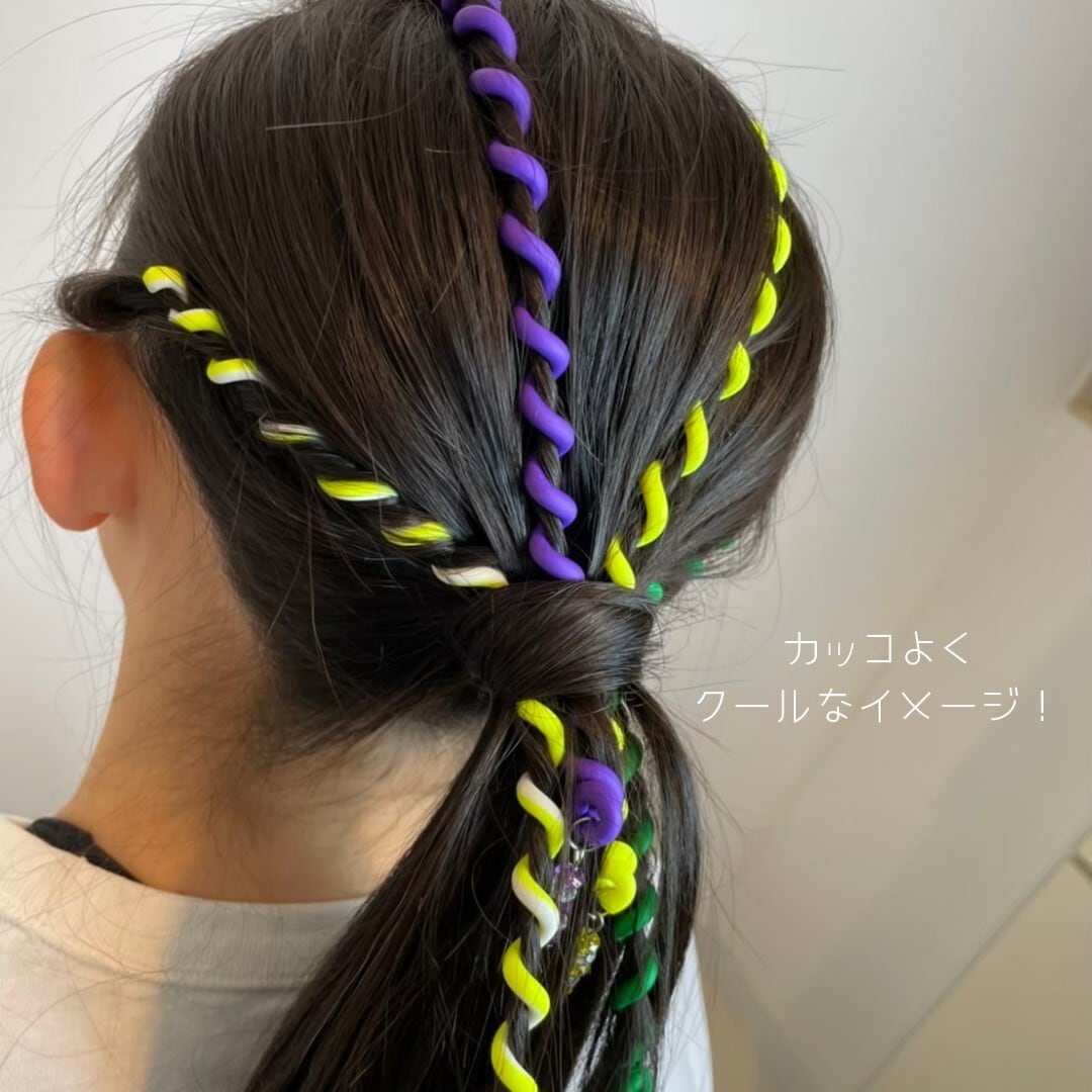 ヘアアクセサリー 4本セット スパイラルチャーム ヘアビーズ 仮装