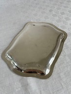 シルバーのトレー　スクウェア　シルバープレート　変形4角形　アクセサリートレー　19otg22