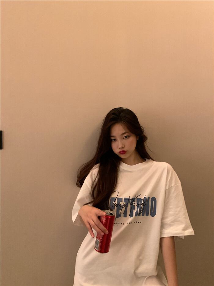 Tシャツ シャツ スタンダードプリント柄ルーズトップス レディーススプリング レトロ 春物 ブラックストロベリース11452888224