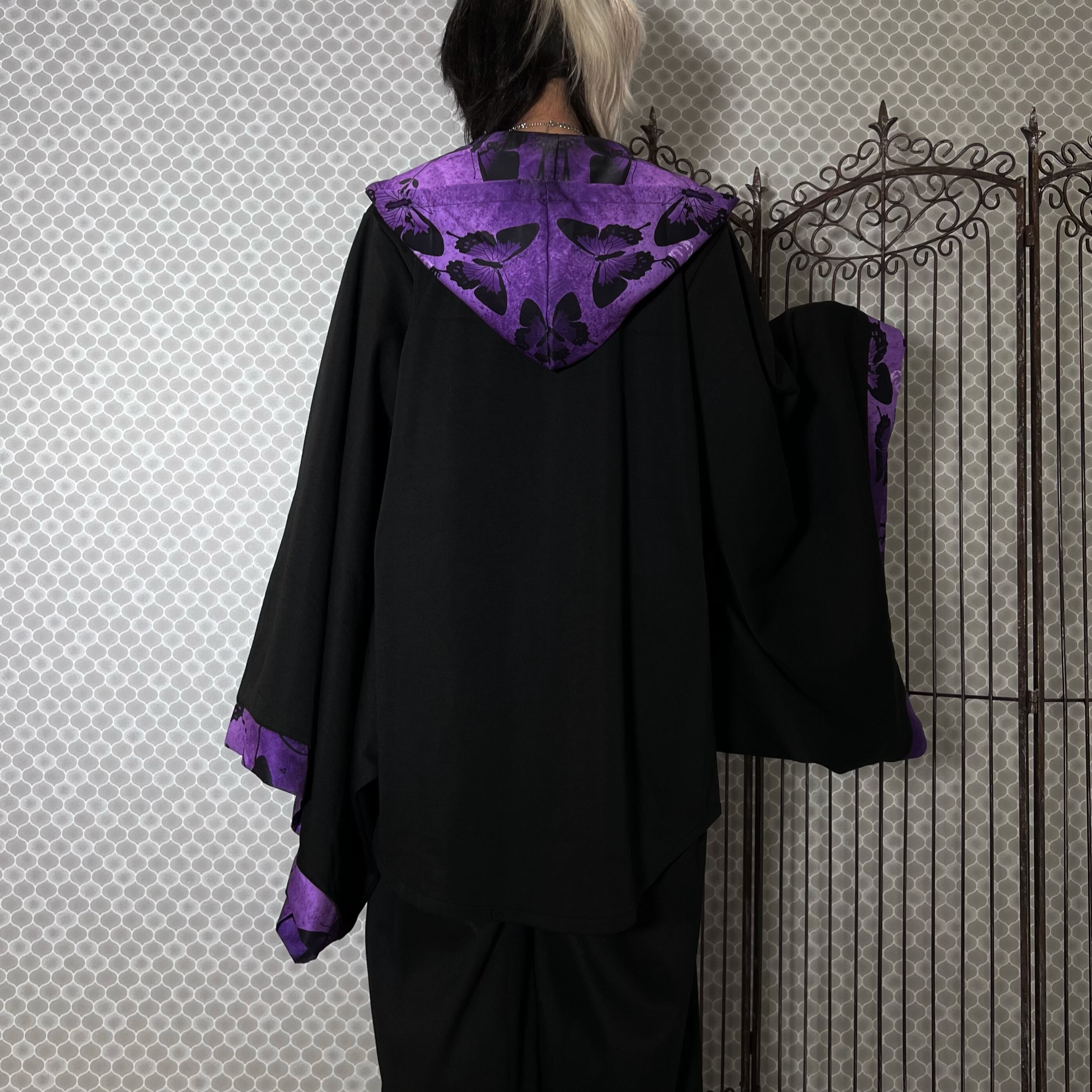 NieR 紫 BUTTERFLY着物風袖フード付ブロッキングシャツ内側防寒
