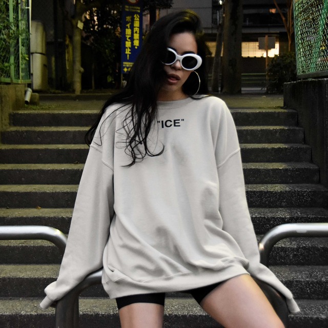 BLITT ”ICE” SWEAT CREW BEIGE