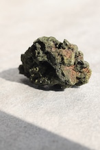 エピドート「山のカケラ」Epidote|天然石 原石 鉱物 パワーストーン | EP-I-001