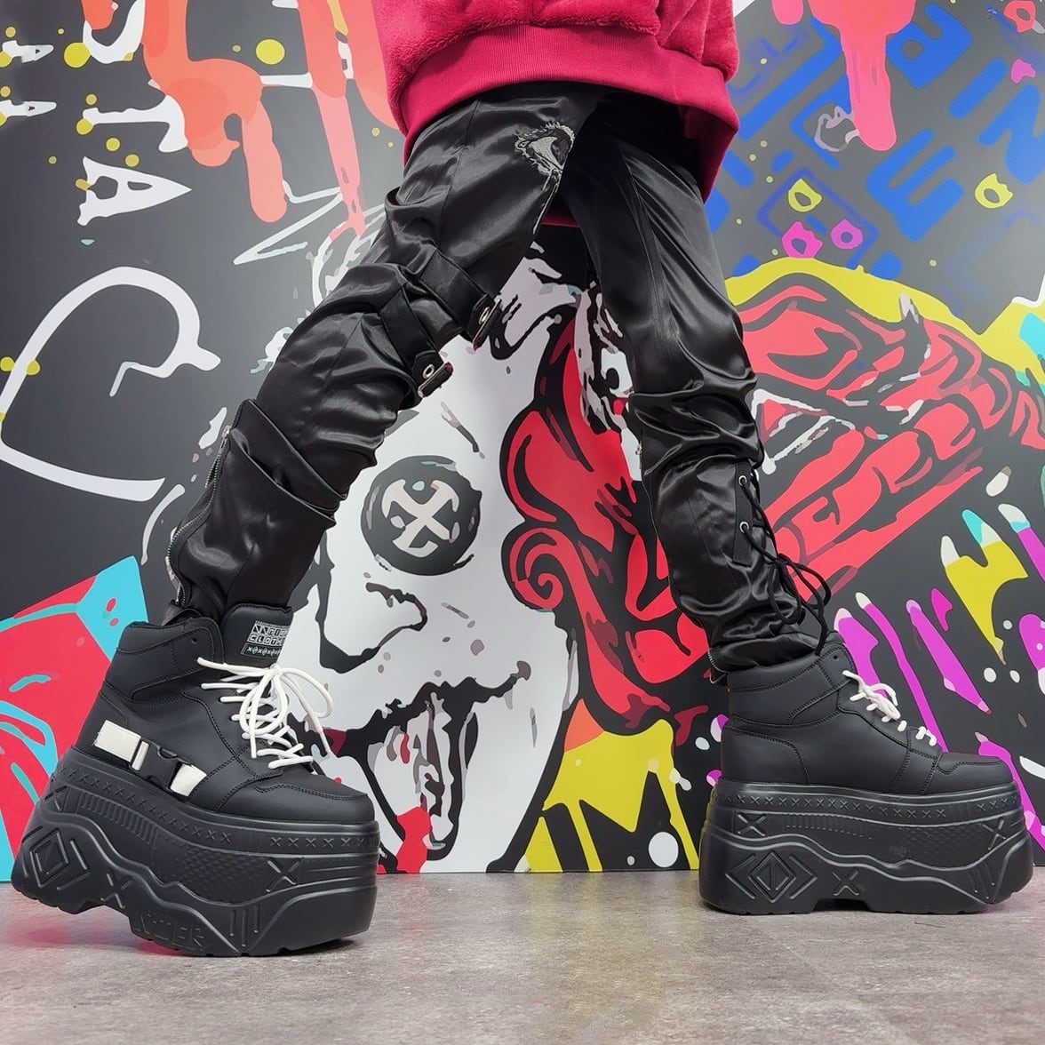 EYE刺繍入り高品質SATIN LACE-UP VISUAL PANTS | NIER CLOTHING