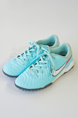 NIKE ティエンポ レジェンド 10 アカデミー TF 21.5cm コパ 水色 人工芝用 ジュニア