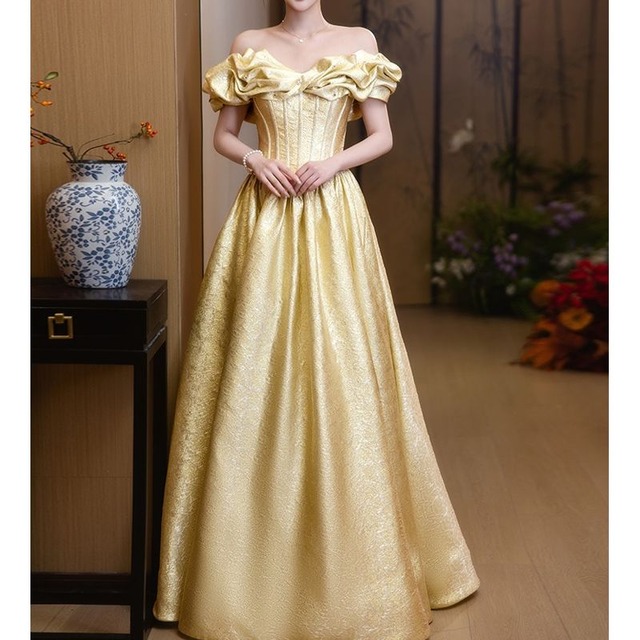 フリルボリュームオフショルダードレス　D1511